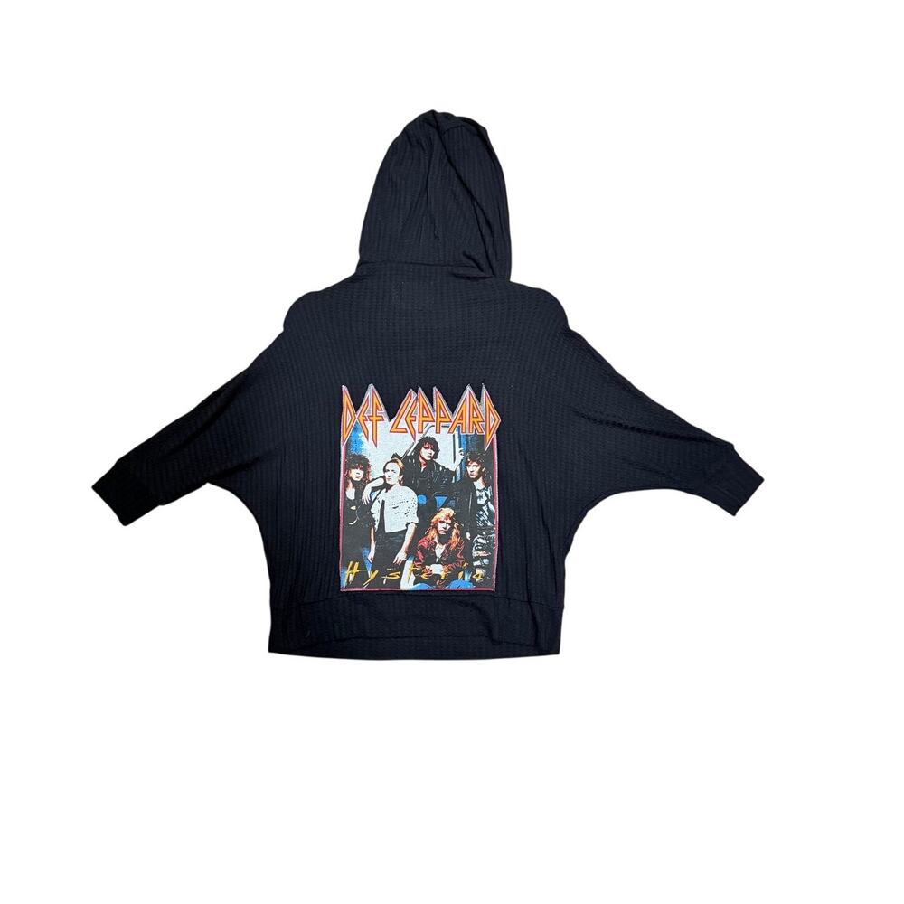 Def Leppard up cycle waffle knit top